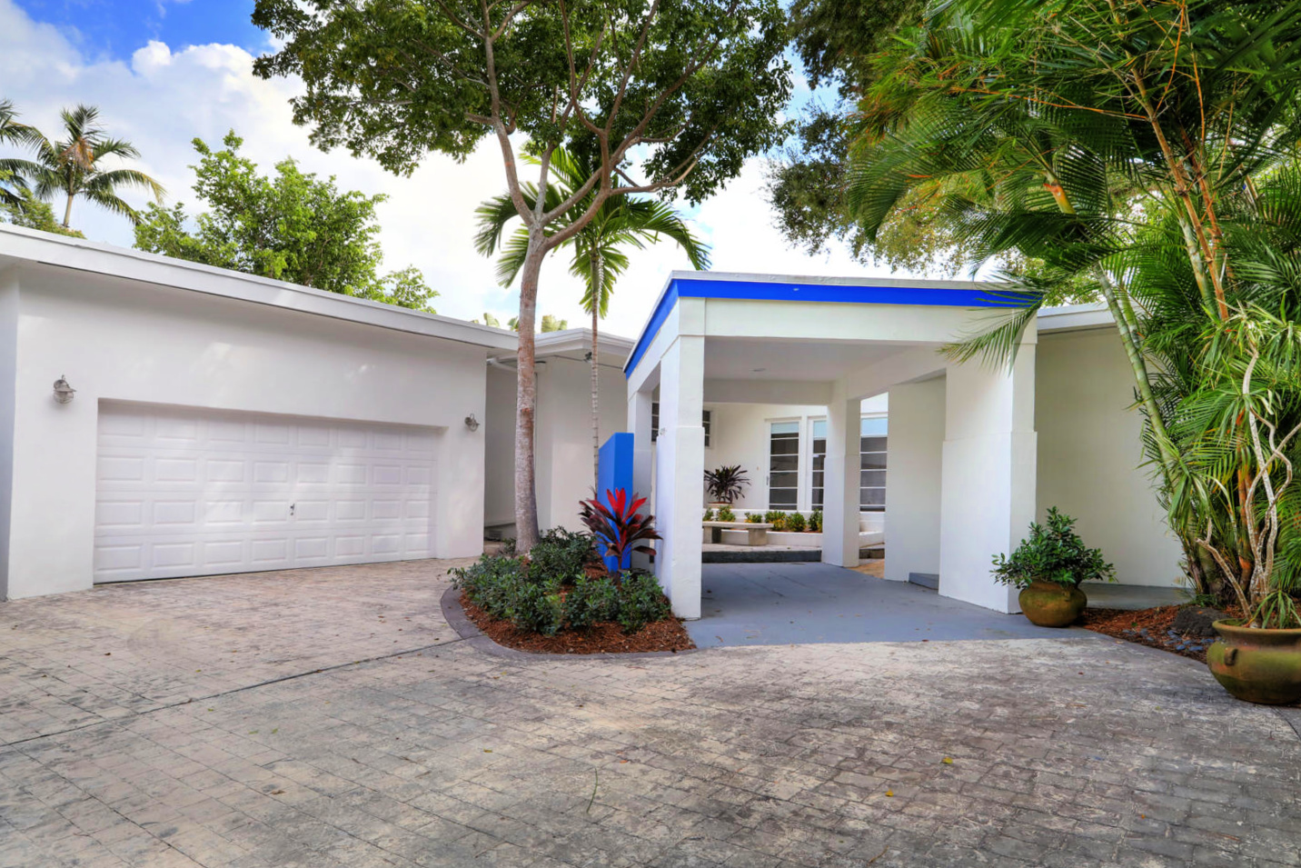 Can I Sell My Home Without a Realtor in Coconut Grove? Here’s What You Need to Know