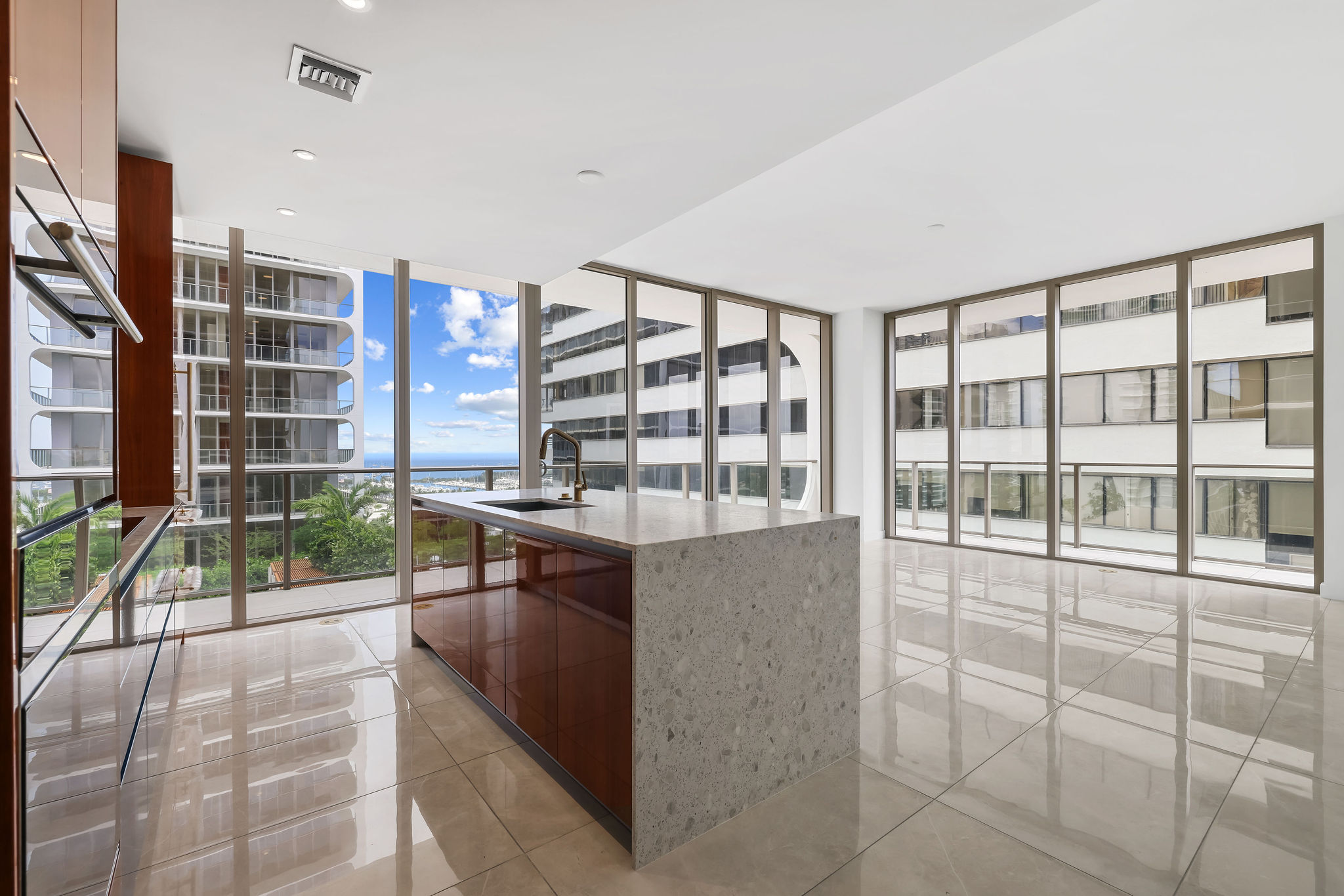 Why Should I Sell My Home in Coconut Grove in 2025? [Market Trends]