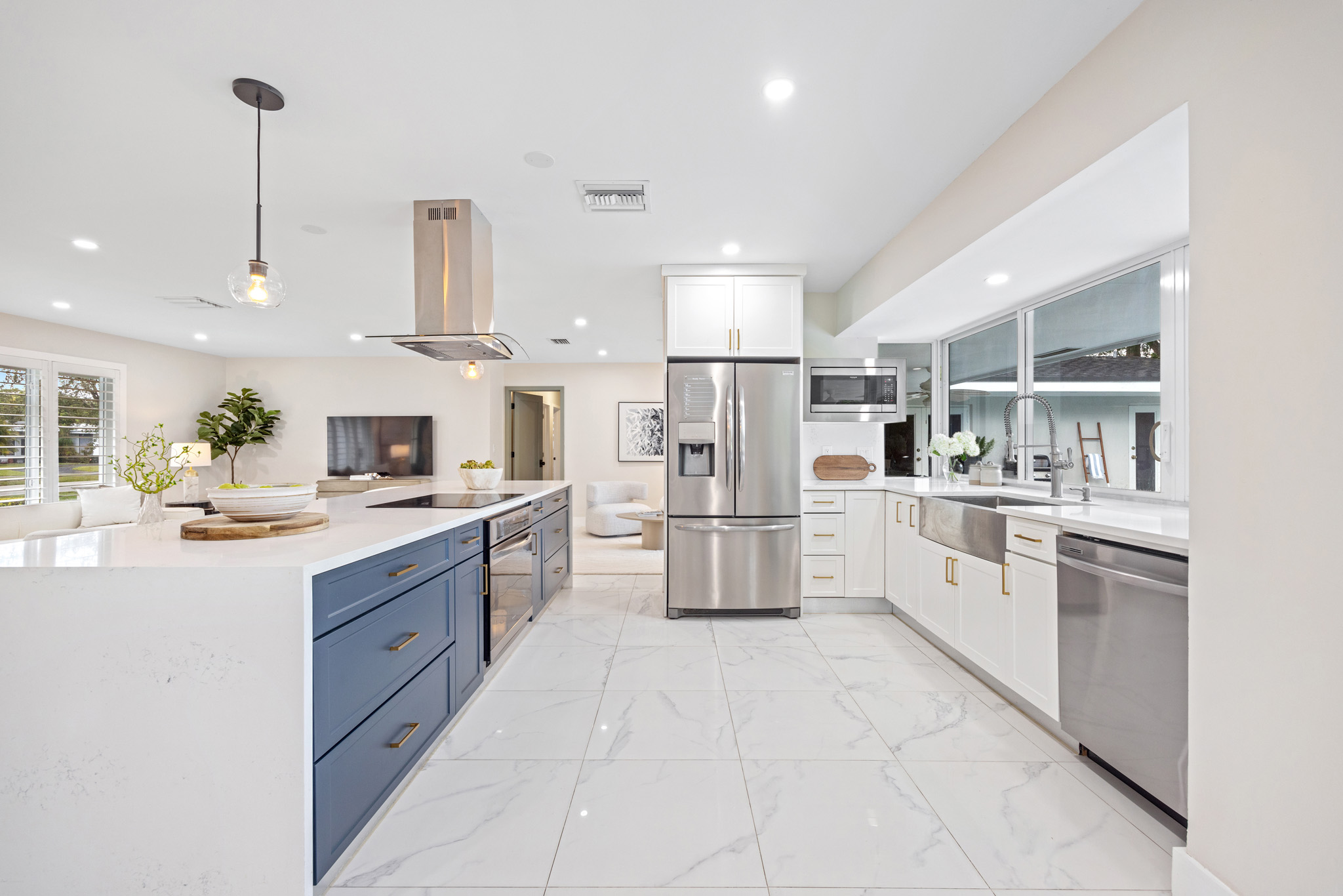 Why Should I Sell My Home in Coconut Grove in 2025? [Market Trends]