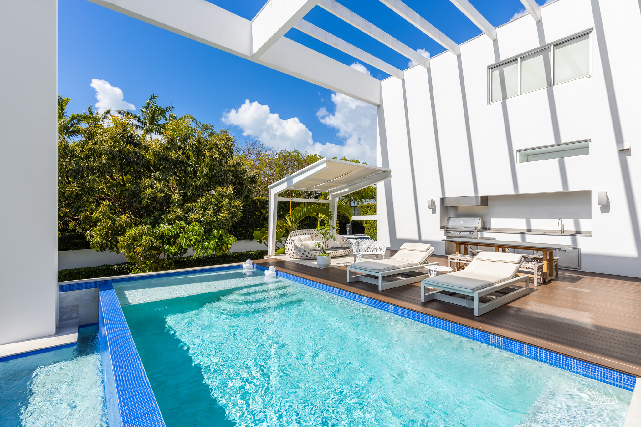 Is It the Right Time to Sell Your Luxury Home in Key Biscayne?