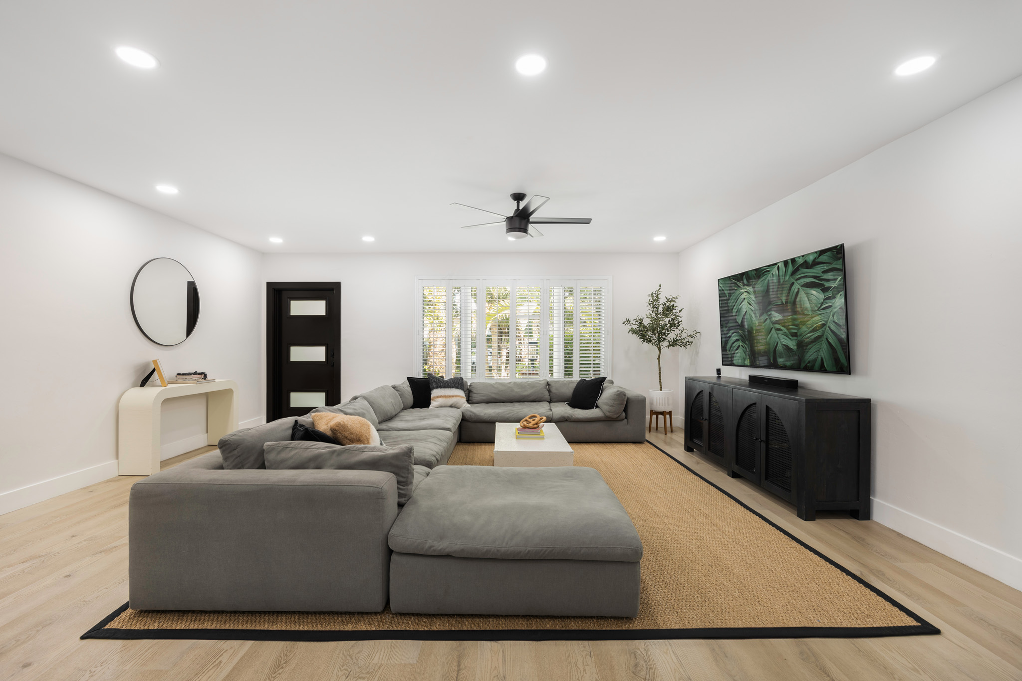 Selling a Home in Coral Gables After a Divorce: What You Should Know