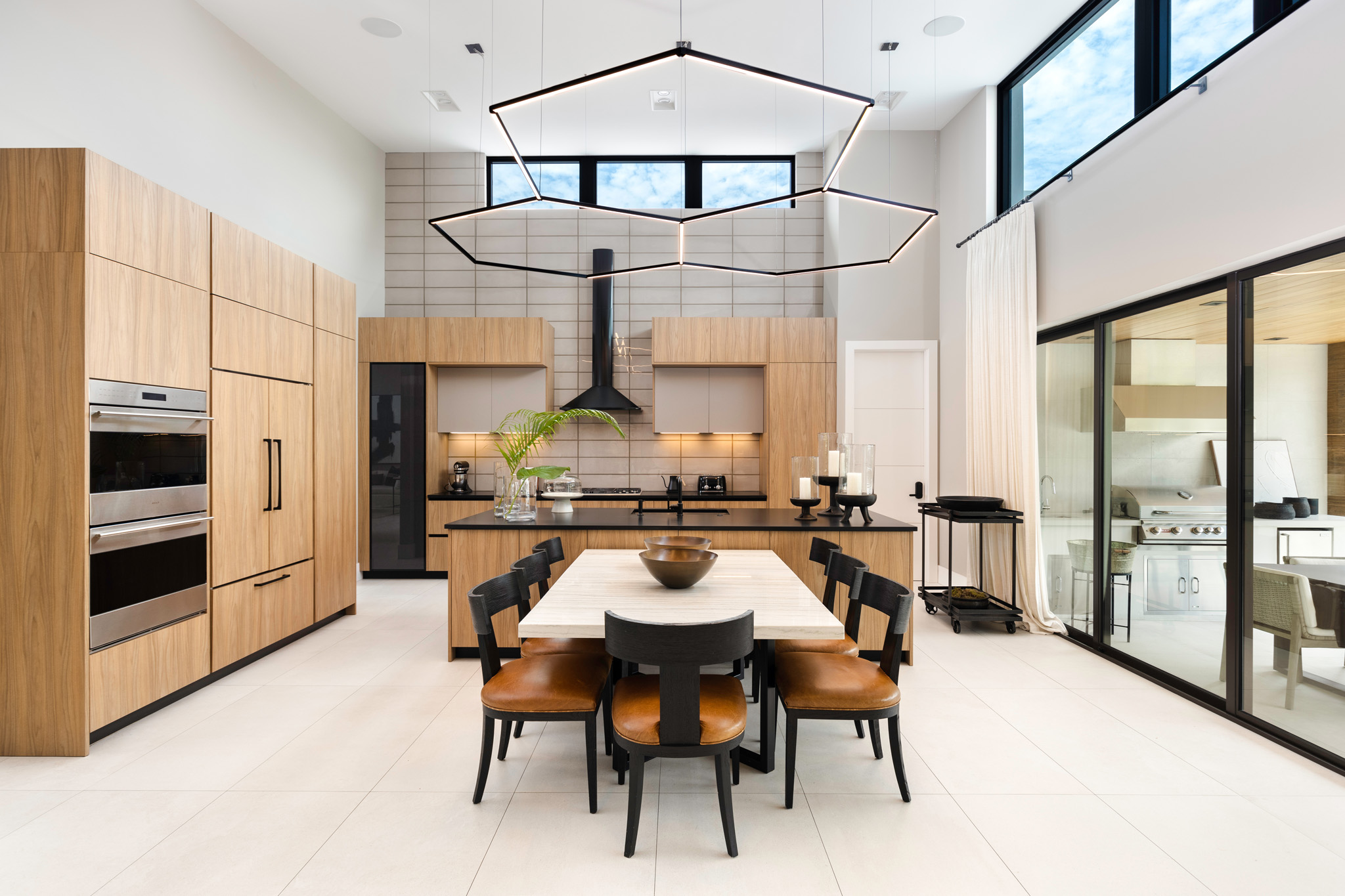 Why Savvy Buyers and Investors Are Focusing on Pinecrest for Long-Term Growth