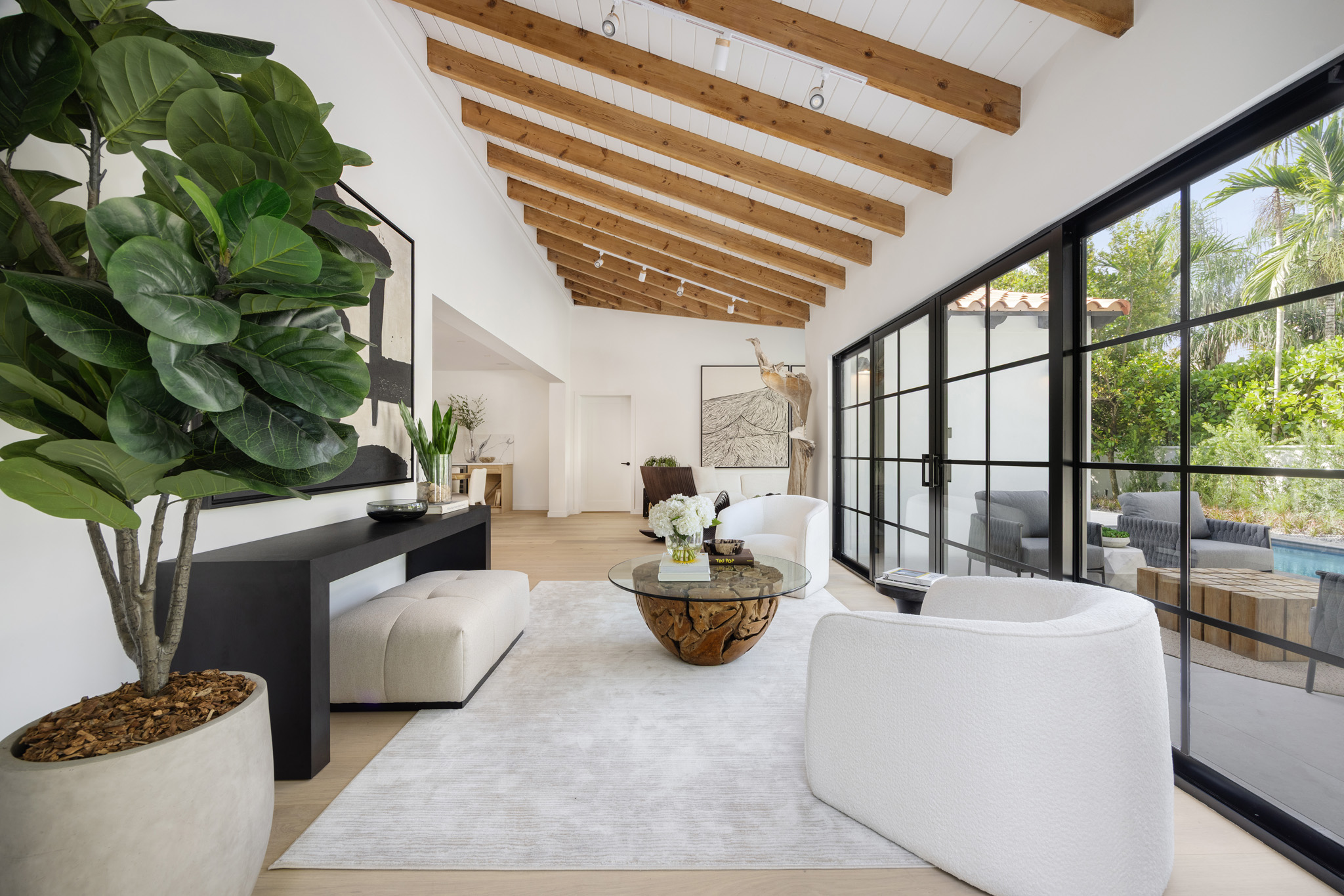 Unlocking the Numbers: What Today’s Market Data Means for Coral Gables Sellers