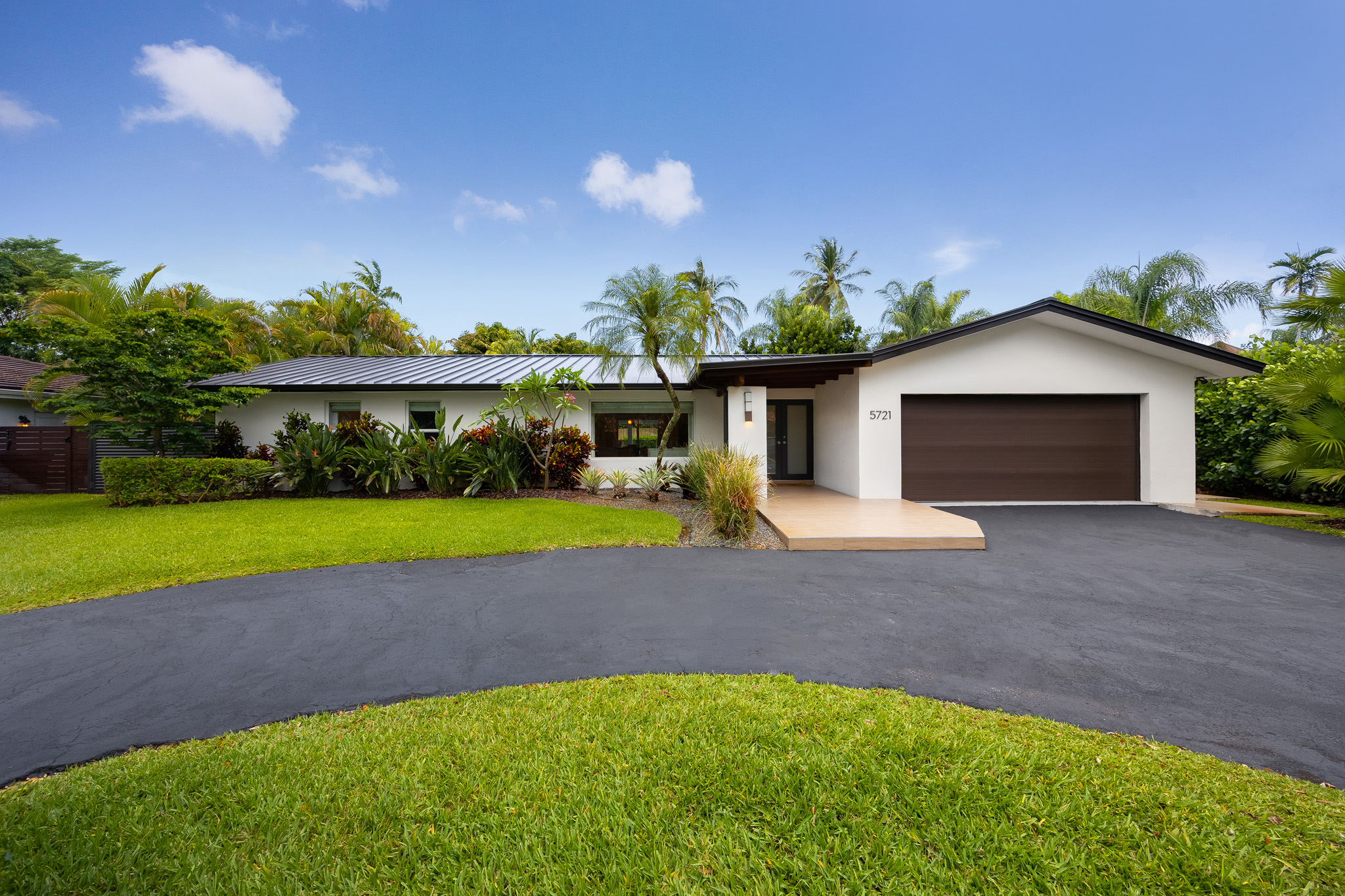 How Did Riley Smith Group We Sell 5721 SW 59th Avenue So Quickly in South Miami?