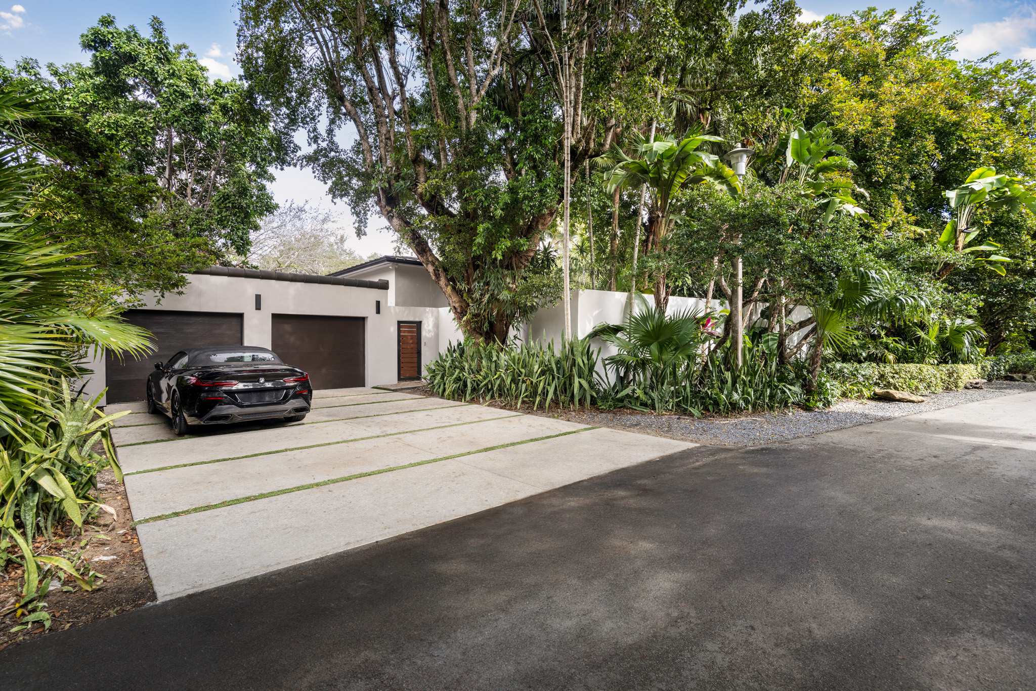 Schenley Park: Miami’s Hidden Gem for Classic Homes and Central Living