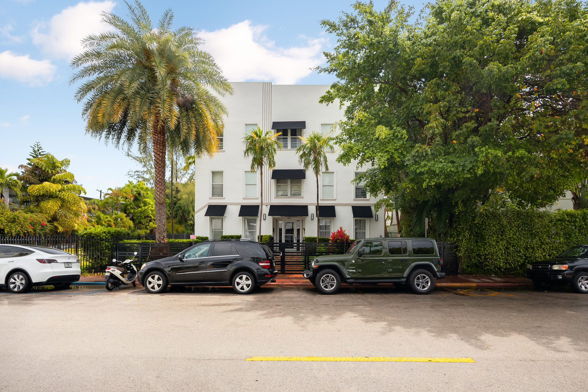 Making the Move to Miami Beach: What to Know Before You Trade City Life for the Coast