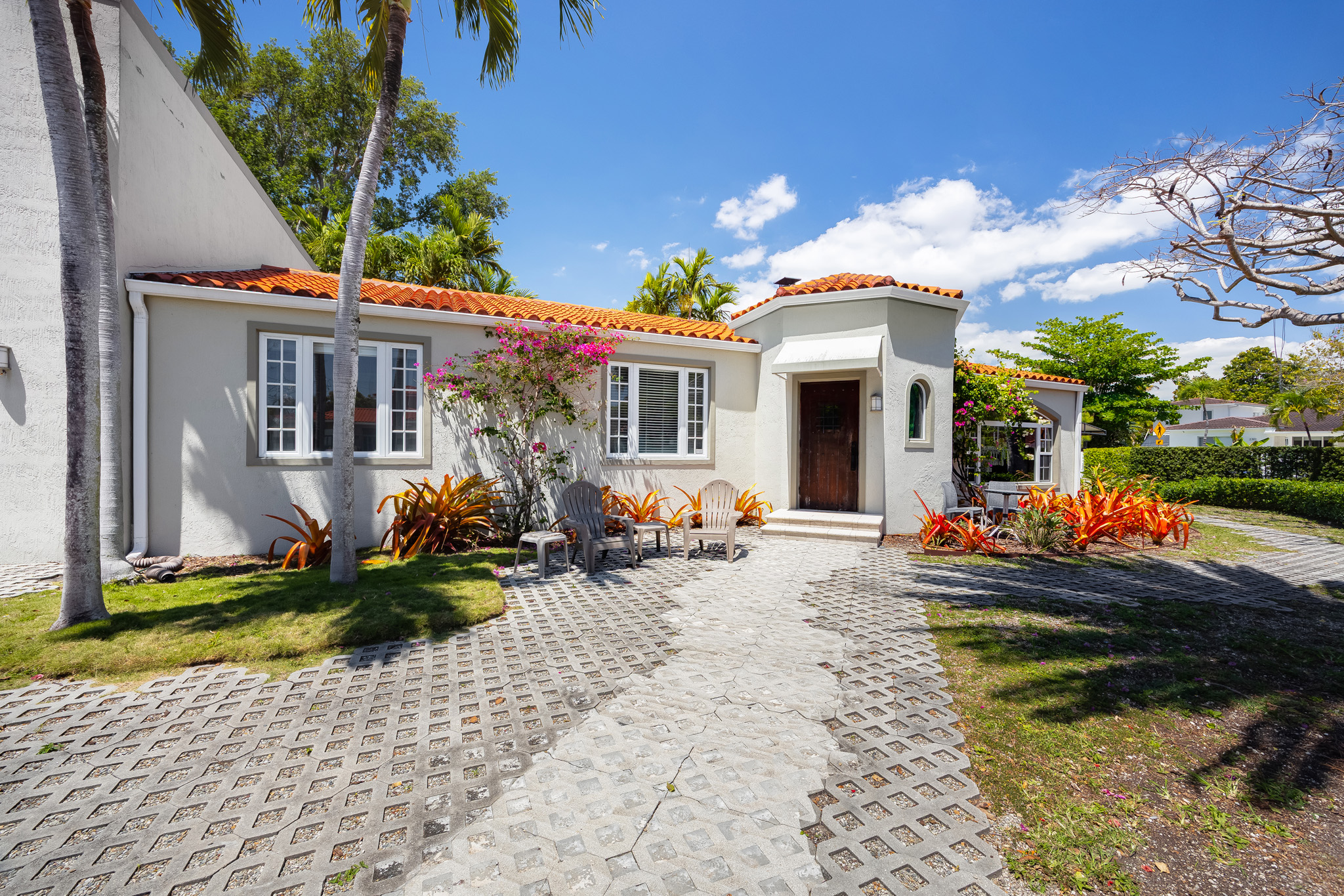 Is Now the Right Time to Sell Your Home in Silver Bluff for a Lavish Lifestyle Upgrade?