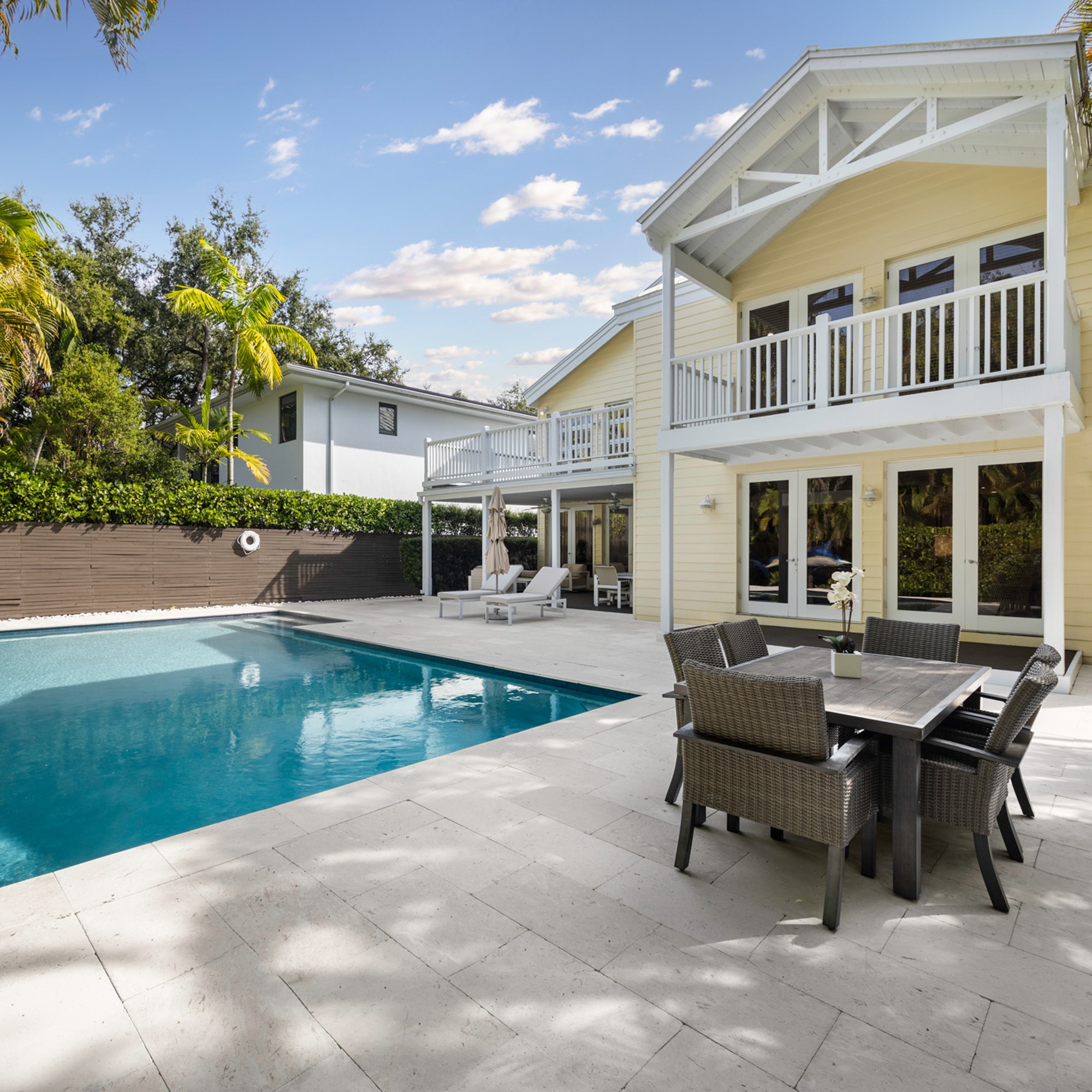 Moving Out of Florida? Here’s How to Sell Your Coconut Grove Home First