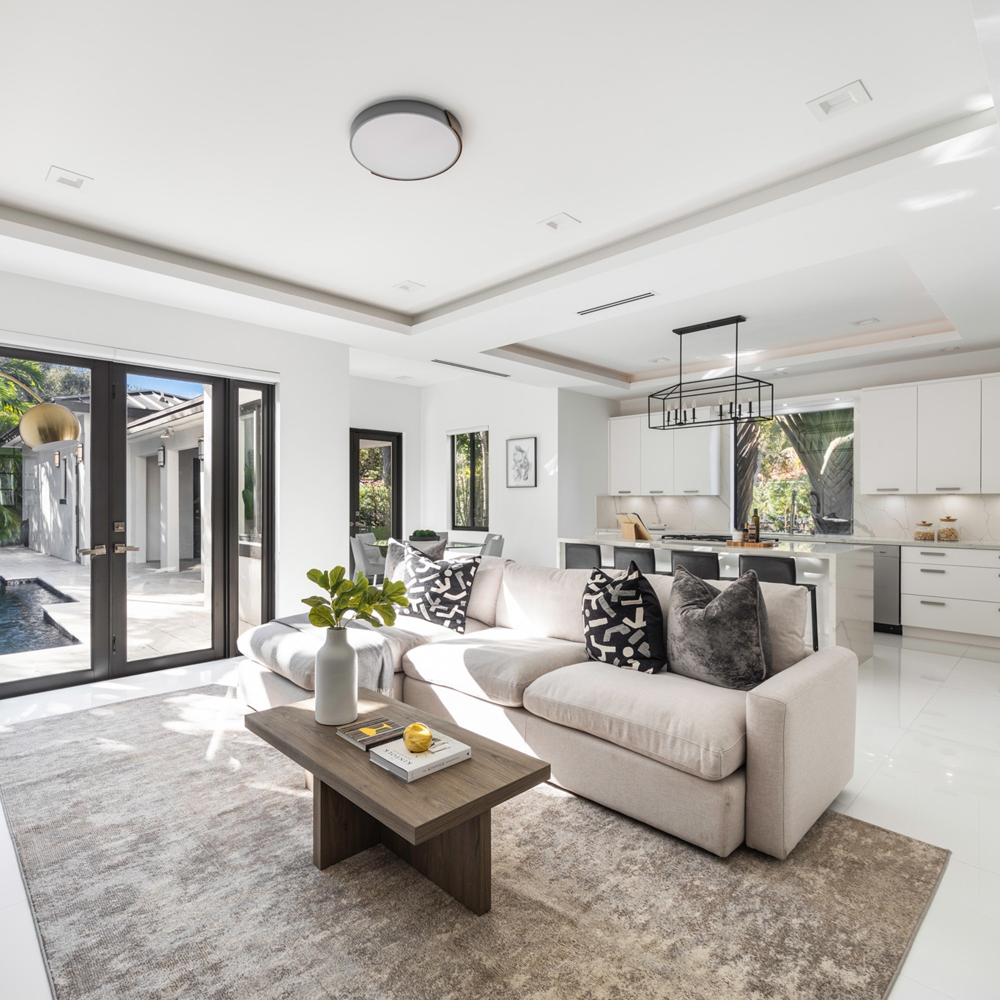 The Ultimate 2026 Guide to Selling in Coconut Grove by Riley Smith Group