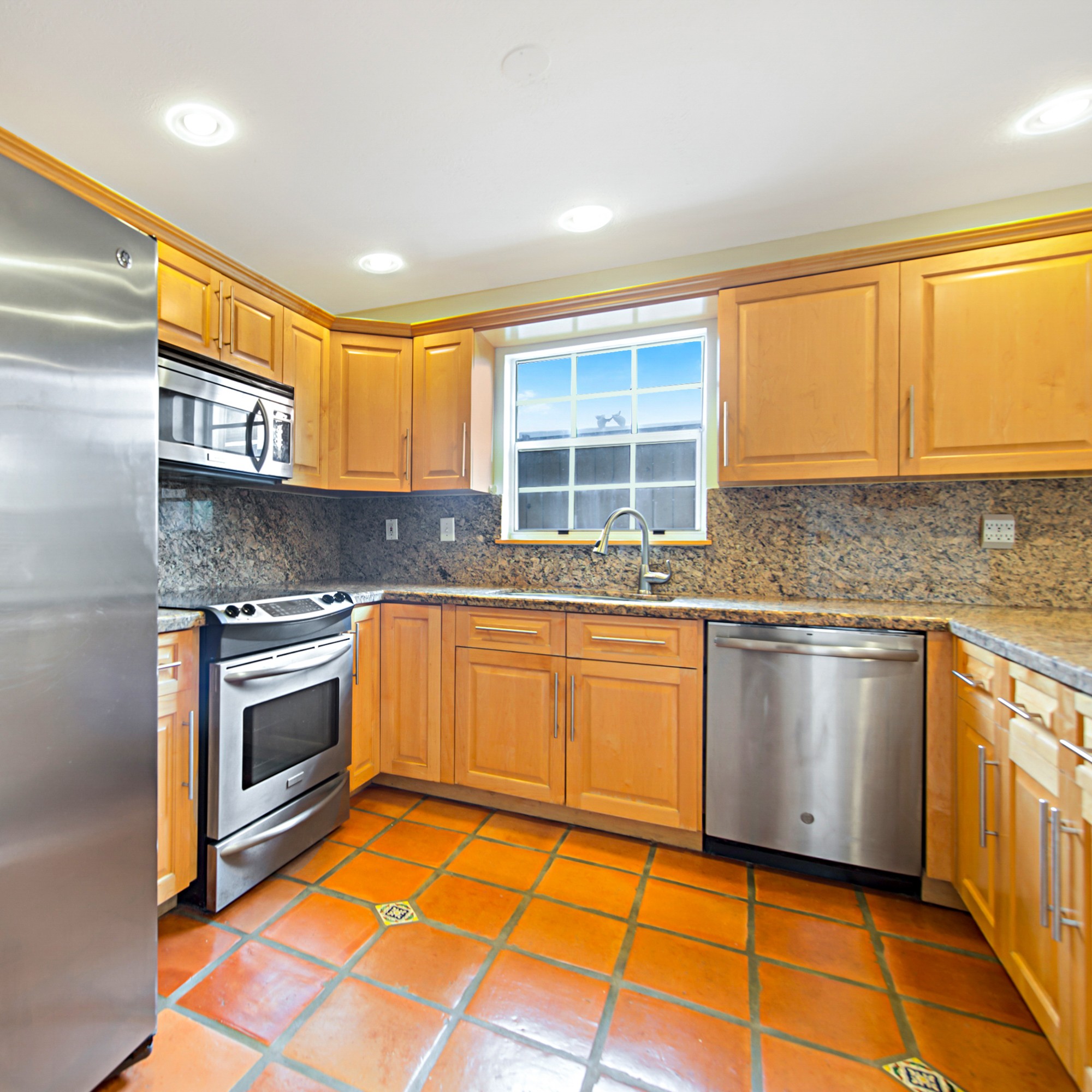 Still Carrying a Mortgage? How to Sell Smoothly in Coconut Grove