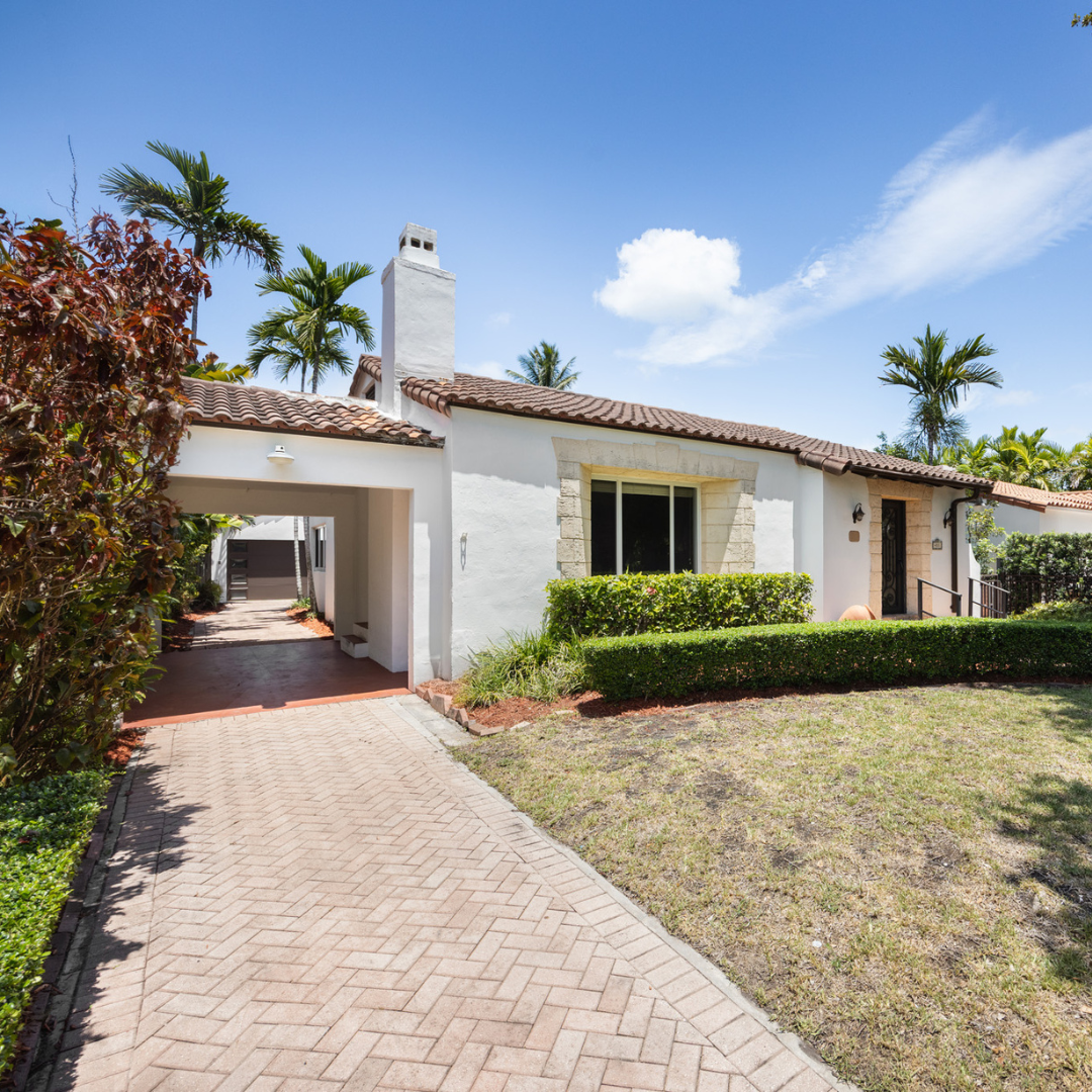 How to Sell a Historic Home in The Roads: A Modern Seller’s Guide.